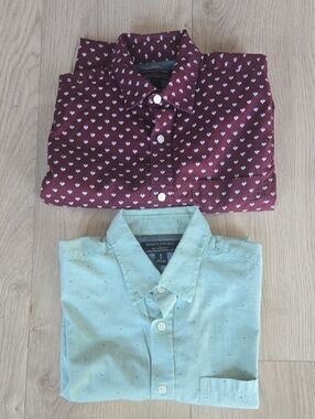 2 Banana Republic Men's Patterned Button-Down Shirts